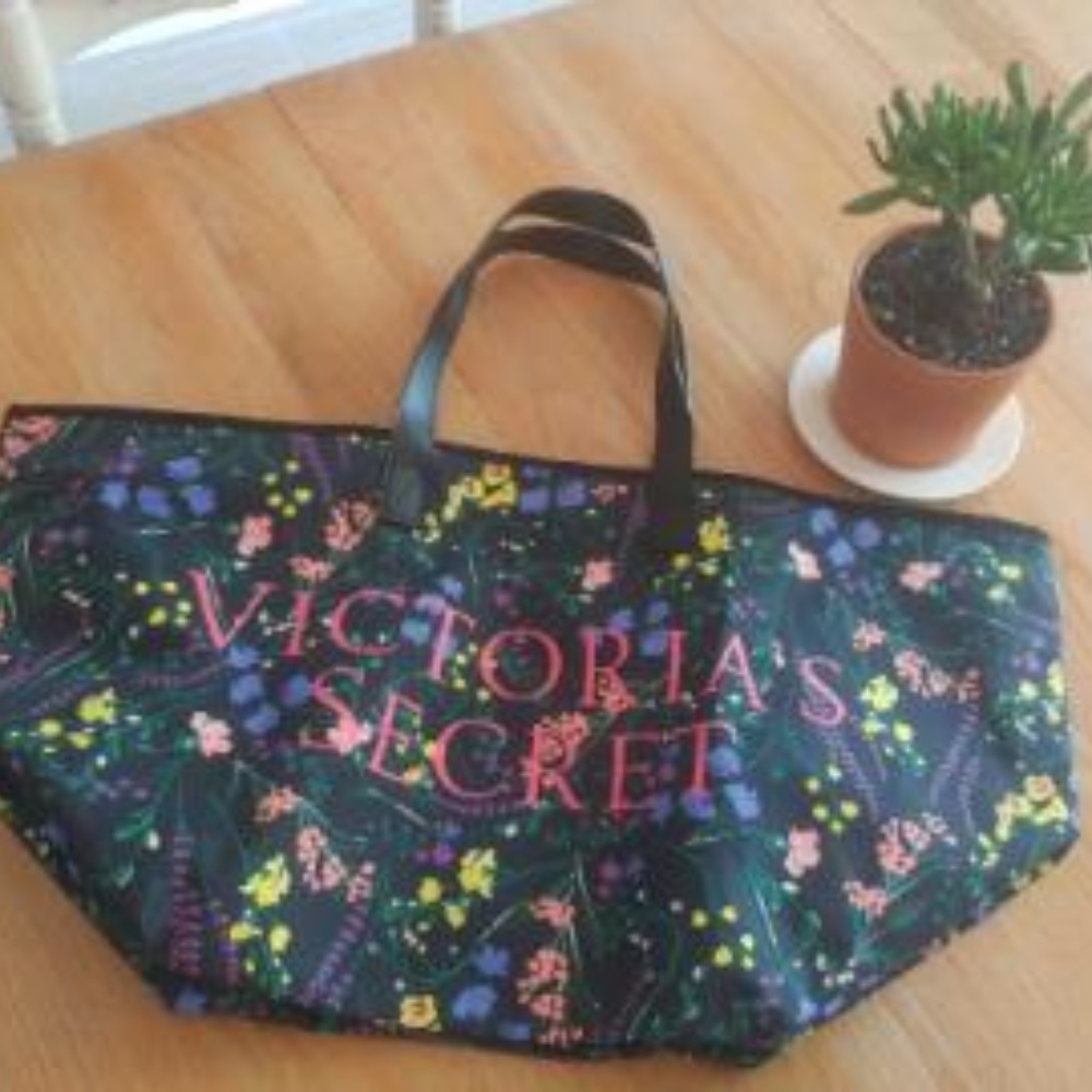 NWT Victoria's Secret Floral Tote
